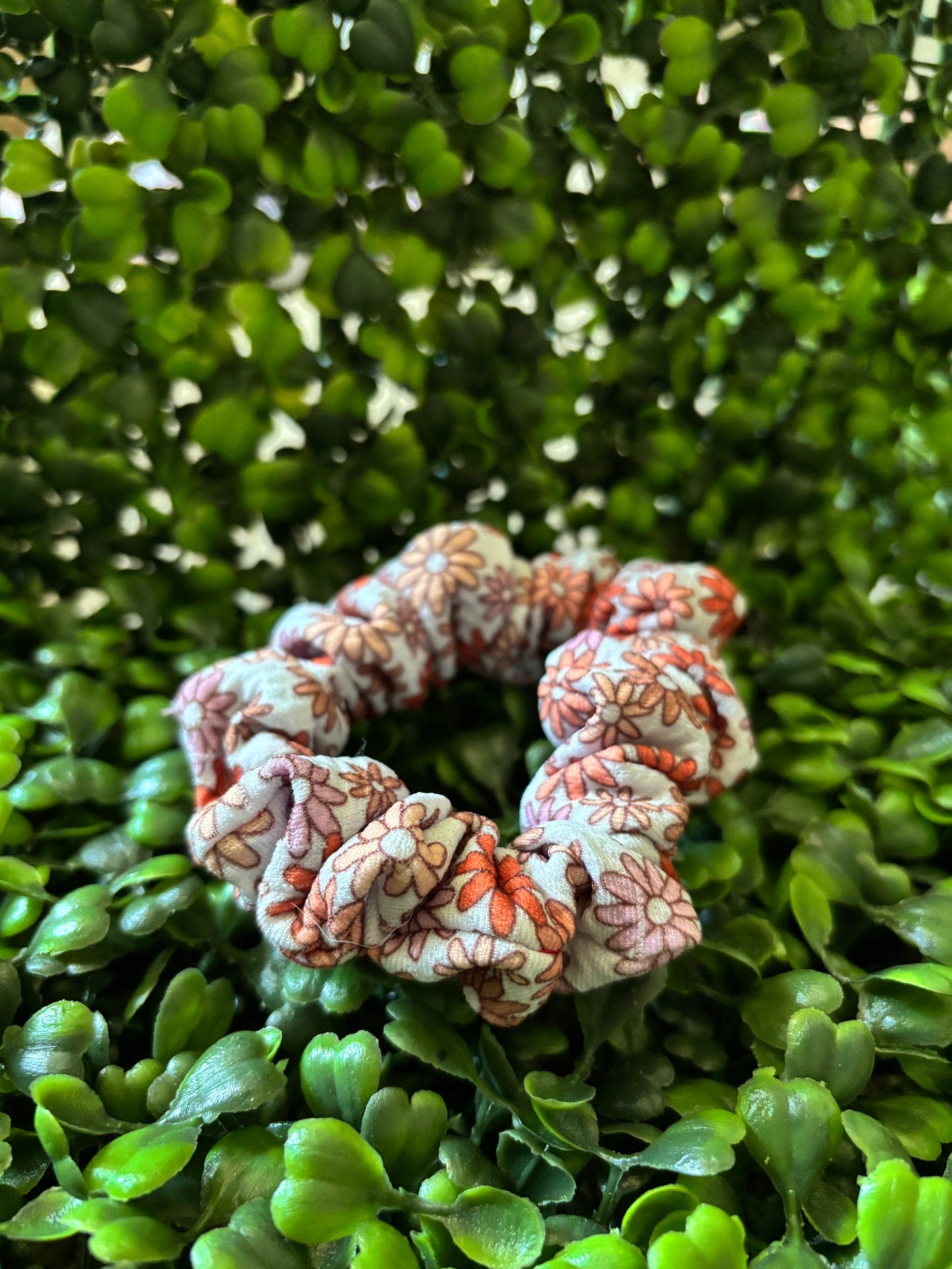 Retro Flower Scrunchie