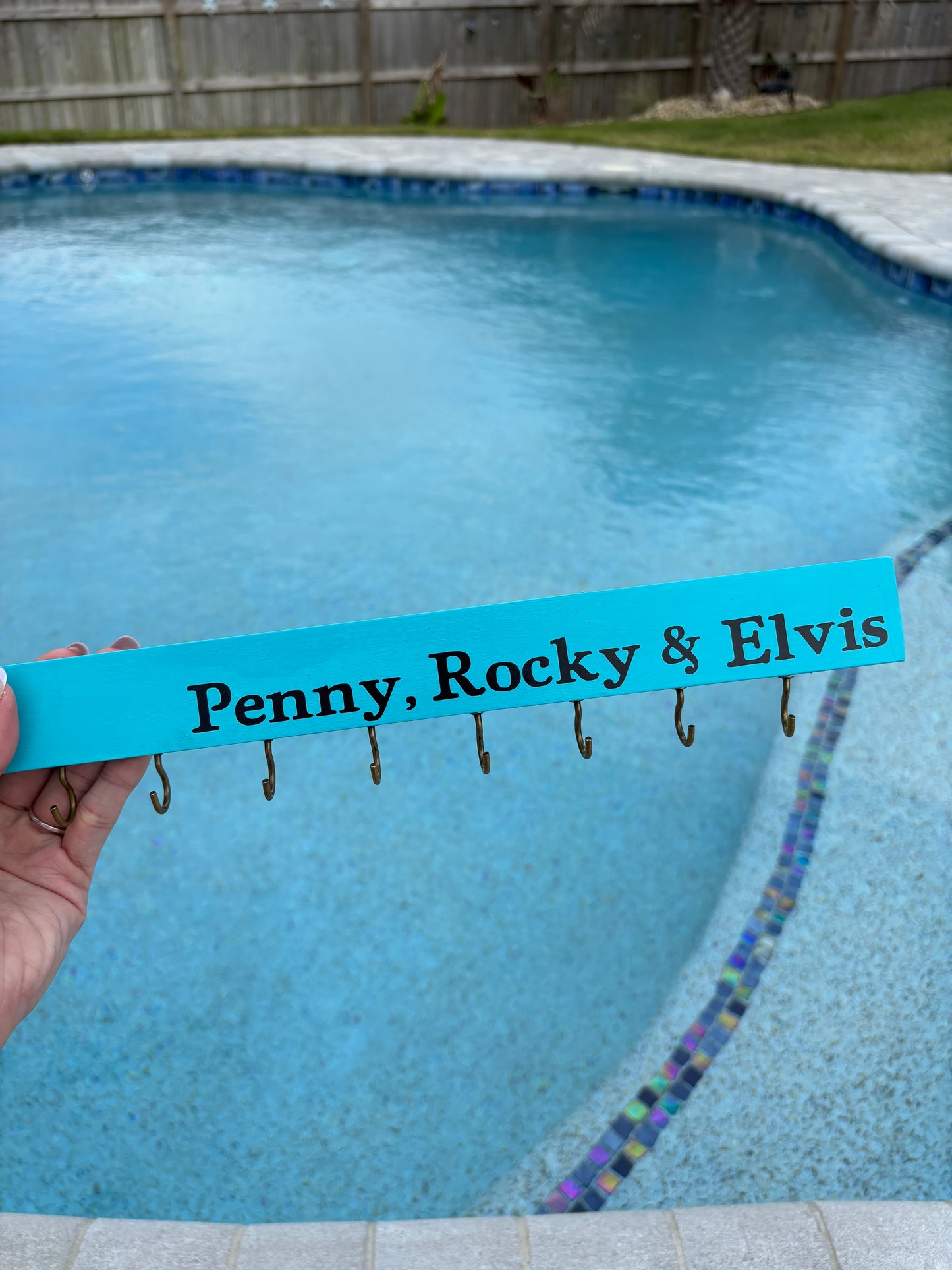 Hanging Tag Holder