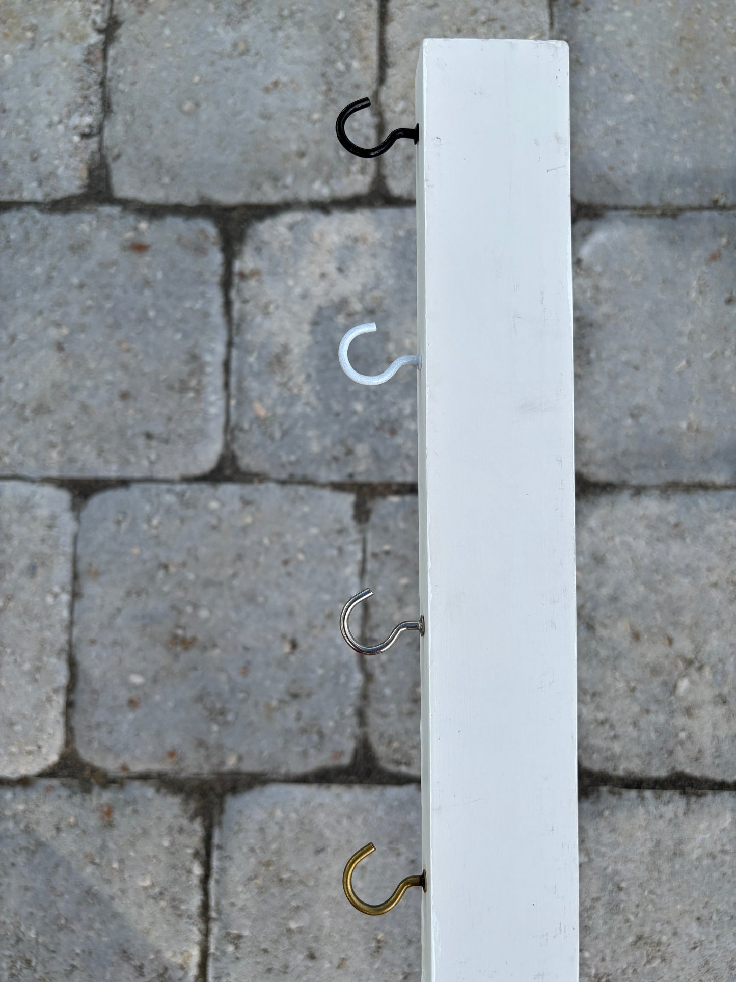 Hanging Tag Holder