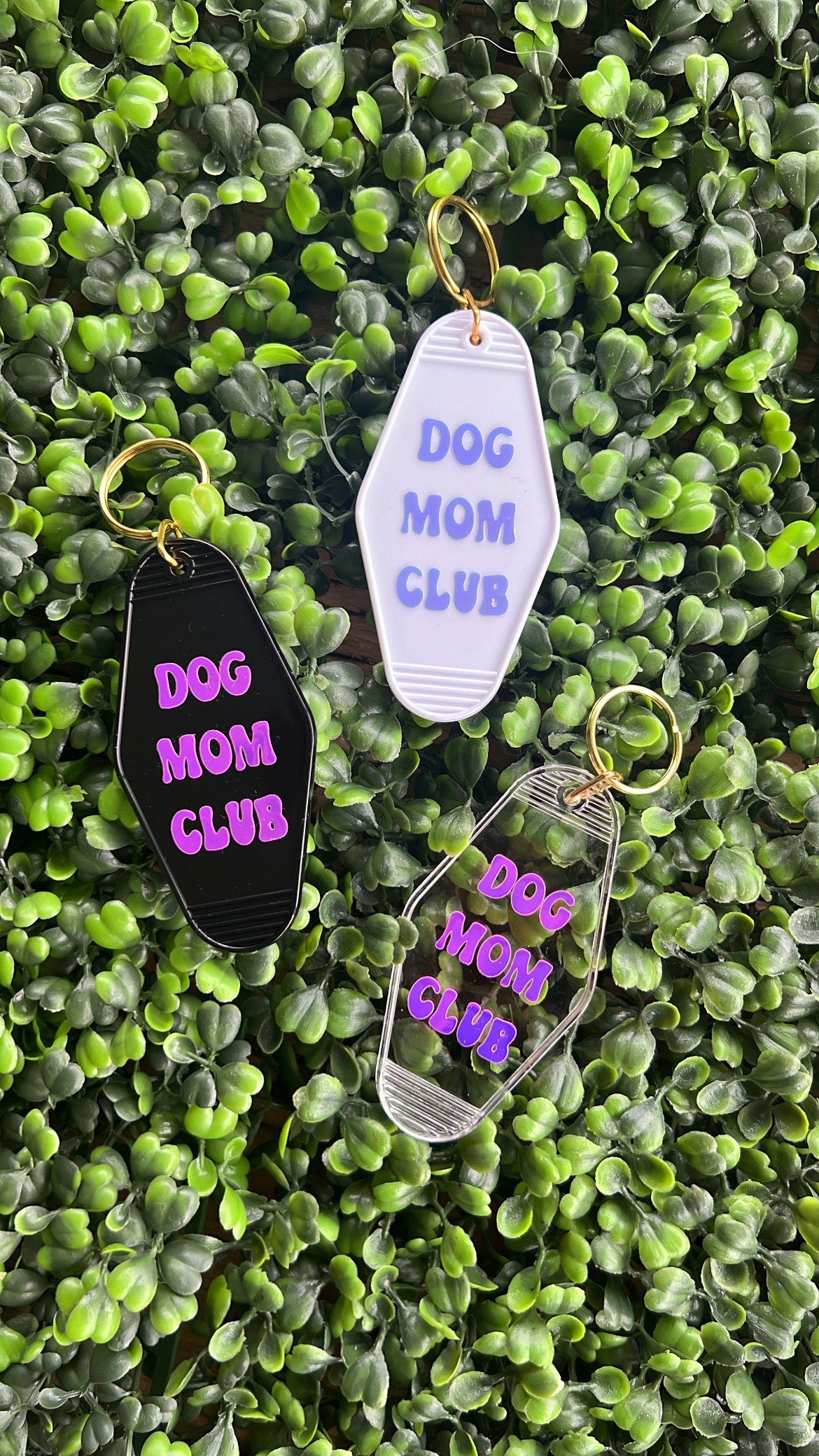 Dog Mom Club Keychain