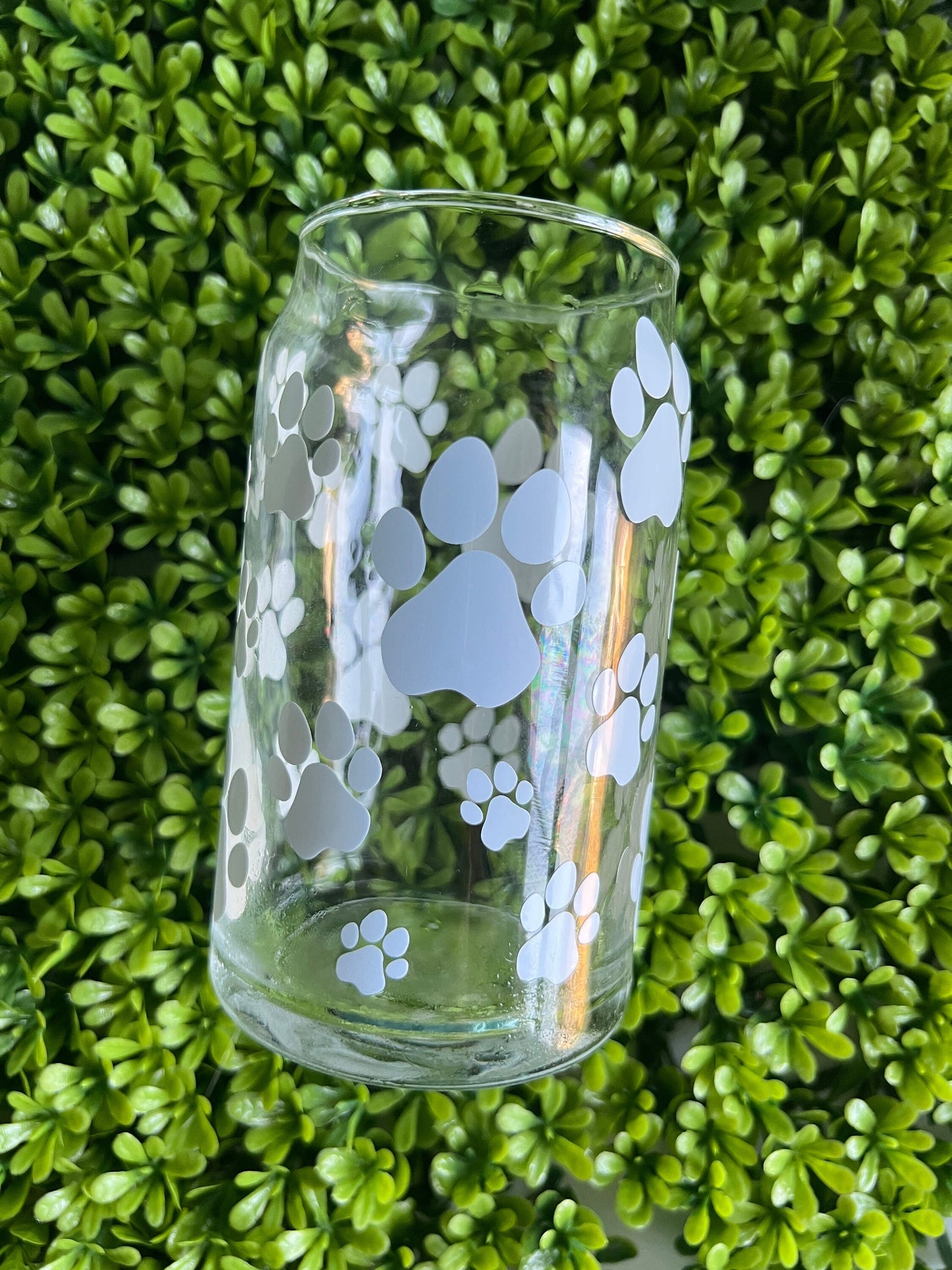 Color changing paw print can glasses